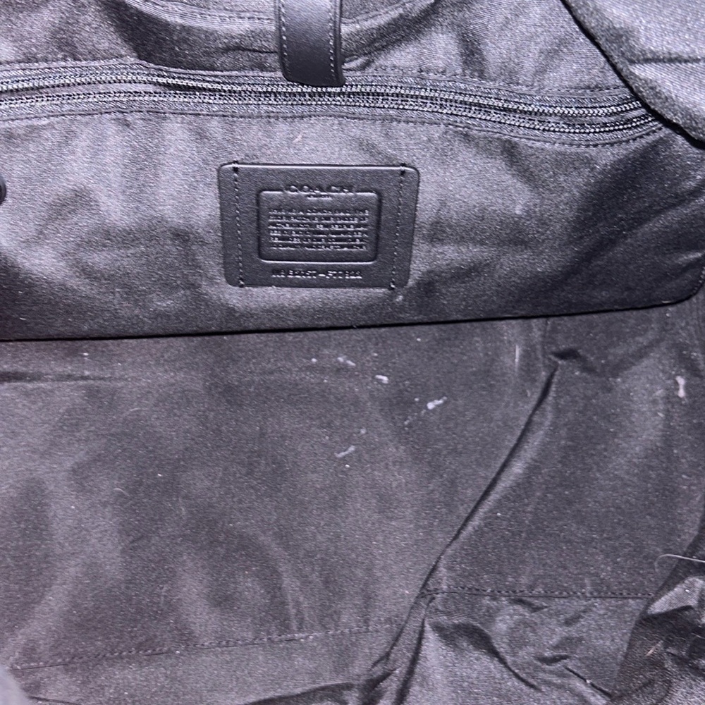 Coach - Picture 16 of 16